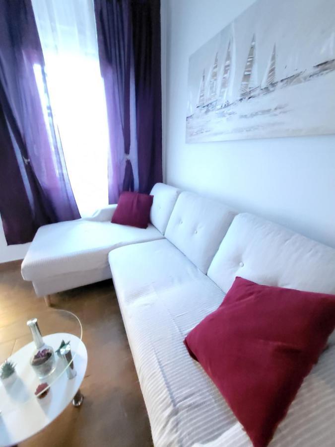 Rijeka Apartment With Free Parking And Large Balcony Eksteriør billede
